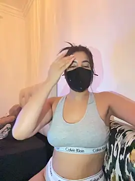 al anoud online show from November 5, 6:55 pm