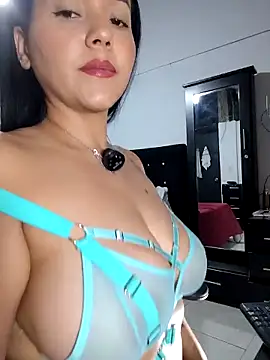 karly hot  online show from March 11, 12:26 am