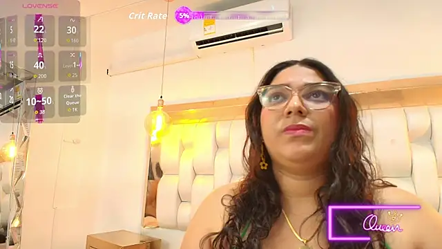 TiffantyAndStacy online show from January 7, 7:41 pm