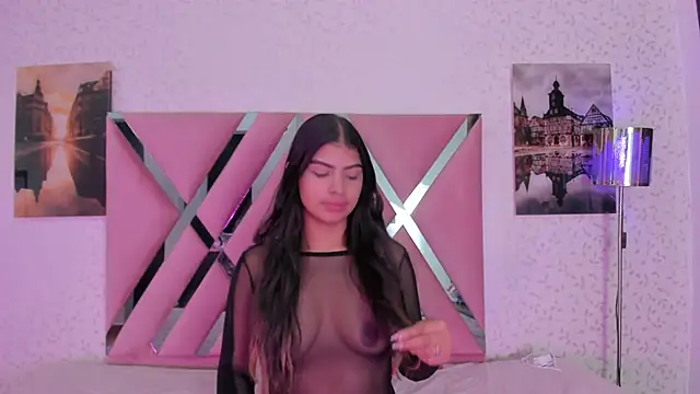 Snapshot of SophiaSalazar_ chatting on November 7, 11:59 am SophiaSalazar online show from November 7, 11:59 am