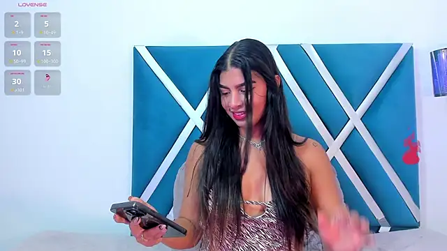 Snapshot of SophiaSalazar_ chatting on November 14, 1:15 pm SophiaSalazar online show from November 14, 1:15 pm