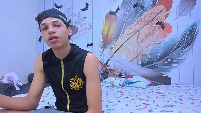 Mycandyfor You online show from November 15, 7:07 pm