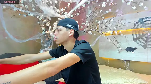 Mycandyfor You online show from October 27, 6:42 pm