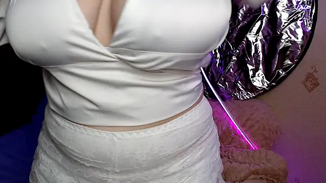 MillyBoo0 online show from December 3, 5:23 pm