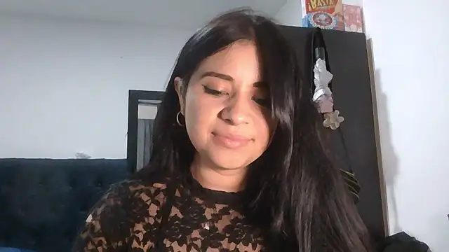 ValerieLove  online show from January 15, 7:17 pm