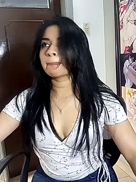 Snapshot of ValerieLove_ chatting on September 11, 7:36 pm ValerieLove online show from September 11, 7:36 pm