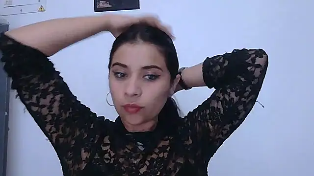 ValerieLove  online show from November 15, 9:08 pm