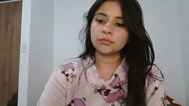 ValerieLove  online show from January 11, 11:44 pm