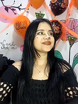 ValerieLove  online show from October 28, 7:24 pm