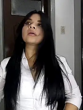 Snapshot of ValerieLove_ chatting on September 9, 7:45 pm ValerieLove online show from September 9, 7:45 pm