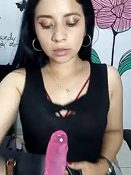 Snapshot of ValerieLove_ chatting on September 23, 7:32 pm ValerieLove online show from September 23, 7:32 pm