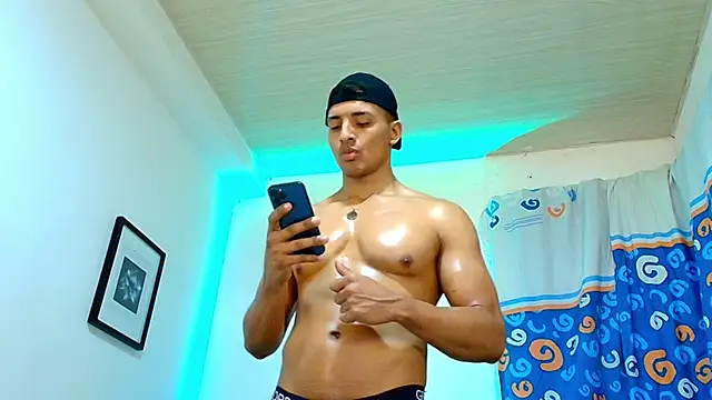 Snapshot of Smith_Fitness chatting on June 3, 1:01 pm Smith Fitness online show from June 3, 1:01 pm