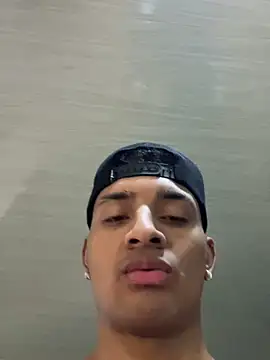 Snapshot of Smith_Fitness chatting on May 13, 12:45 pm Smith Fitness online show from May 13, 12:45 pm