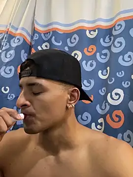 Smith Fitness online show from April 7, 2:30 pm