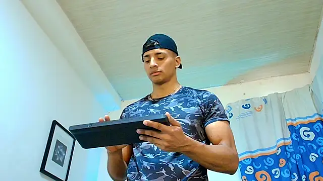 Snapshot of Smith_Fitness chatting on June 11, 3:09 pm Smith Fitness online show from June 11, 3:09 pm