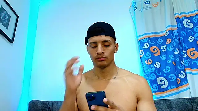 Snapshot of Smith_Fitness chatting on June 17, 3:22 pm Smith Fitness online show from June 17, 3:22 pm