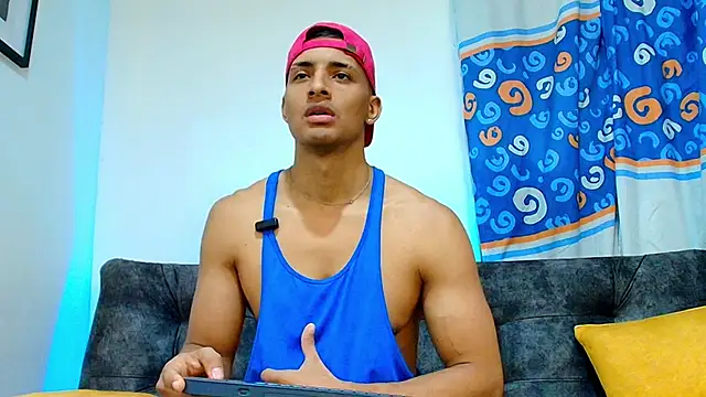 Snapshot of Smith_Fitness chatting on June 20, 11:48 am Smith Fitness online show from June 20, 11:48 am