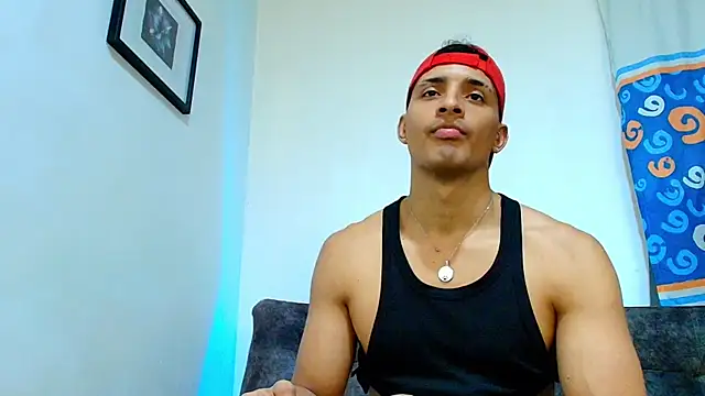 Snapshot of Smith_Fitness chatting on July 6, 9:17 pm Smith Fitness online show from July 6, 9:17 pm