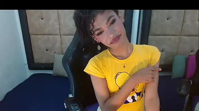 Snapshot of Penelopee_Rouse chatting on November 19, 7:36 pm Penelopee Rouse online show from November 19, 7:36 pm