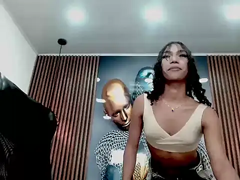 Penelopee Rouse online show from March 24, 3:06 am