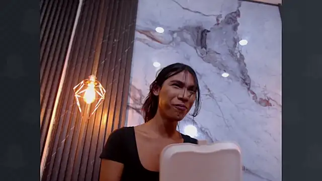 Penelopee Rouse online show from March 15, 7:32 pm