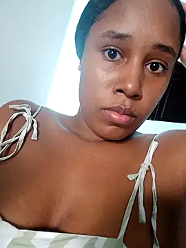 MoniqueMulberry online show from September 23, 7:10 pm