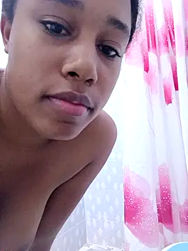 MoniqueMulberry online show from September 29, 6:24 pm