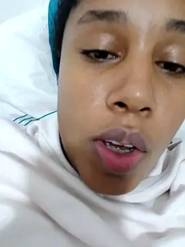 MoniqueMulberry online show from September 23, 4:52 am