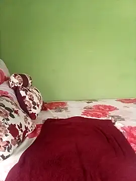 BeautyQueenX22 online show from December 21, 8:49 am