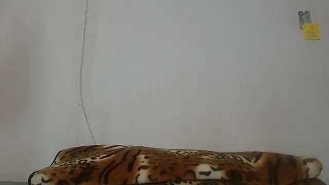 BeautyQueenX22 online show from June 14, 11:44 am