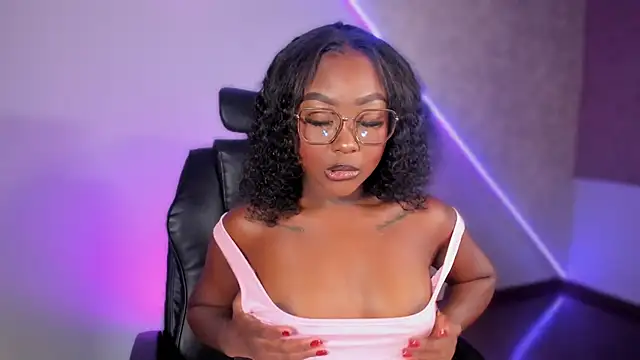 Kishalove  online show from November 3, 11:14 am