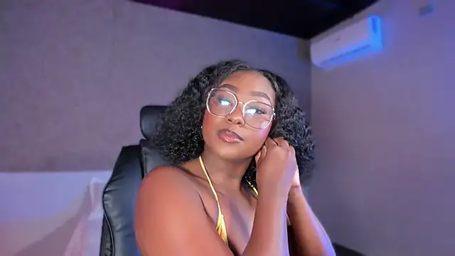 Kishalove  online show from October 30, 10:24 am