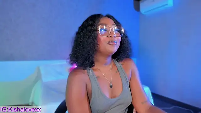 Kishalove  online show from October 26, 1:11 pm