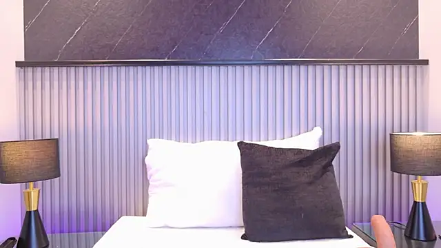 Meganreed  online show from May 7, 9:40 pm