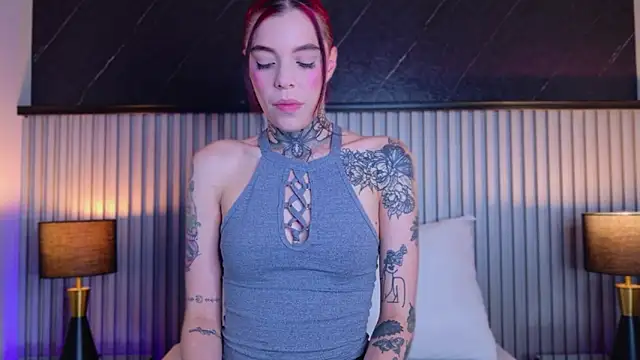 Meganreed  online show from May 27, 10:17 pm