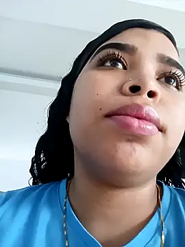 MadissonRizz online show from November 12, 7:07 pm