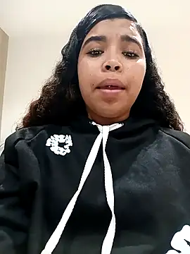 MadissonRizz online show from November 14, 1:09 am