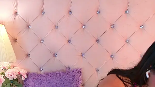 CaterinaRomano online show from February 19, 2:25 pm