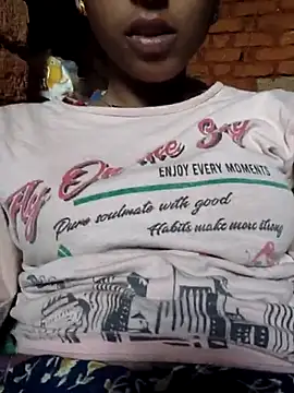 Snapshot of Yatiksha_Beby chatting on October 10, 7:31 am Yatiksha Beby online show from October 10, 7:31 am