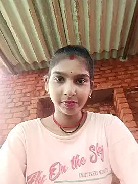 Snapshot of Yatiksha_Beby chatting on September 21, 12:32 pm Yatiksha Beby online show from September 21, 12:32 pm