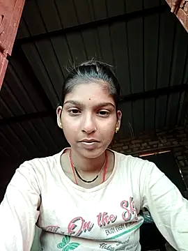 Snapshot of Yatiksha_Beby chatting on September 25, 5:57 am Yatiksha Beby online show from September 25, 5:57 am