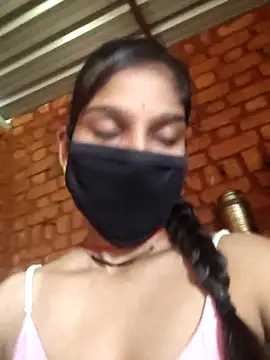 Snapshot of Yatiksha_Beby chatting on September 10, 8:02 am Yatiksha Beby online show from September 10, 8:02 am