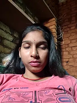 Snapshot of Yatiksha_Beby chatting on October 15, 9:06 am Yatiksha Beby online show from October 15, 9:06 am