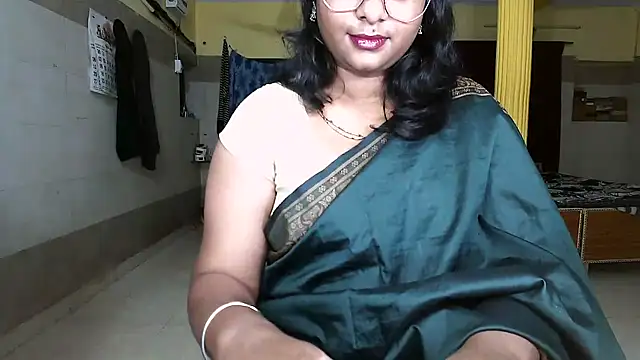 DearKimmi online show from March 20, 7:48 pm