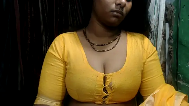 Snapshot of DearKimmi chatting on March 4, 5:13 pm DearKimmi online show from March 4, 5:13 pm