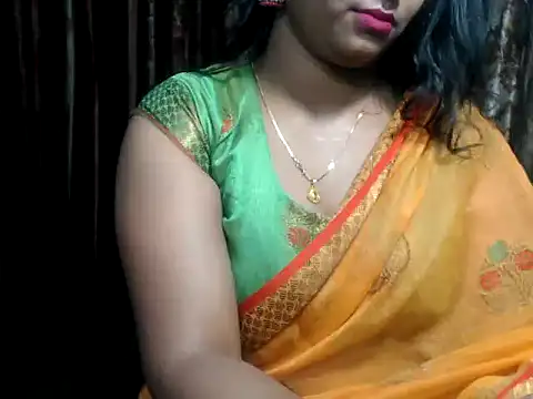 Snapshot of DearKimmi chatting on February 17, 6:42 am DearKimmi online show from February 17, 6:42 am