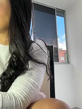 Snapshot of Paulaboterom chatting on October 21, 5:12 pm Paulaboterom online show from October 21, 5:12 pm