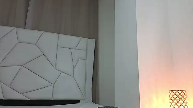 Snapshot of Paulaboterom chatting on September 23, 4:03 pm Paulaboterom online show from September 23, 4:03 pm