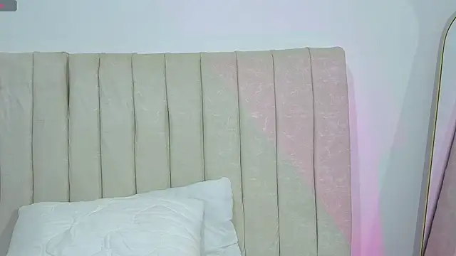 Paulaboterom online show from July 15, 6:26 pm