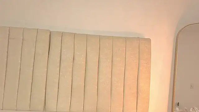 Paulaboterom online show from March 18, 5:14 pm